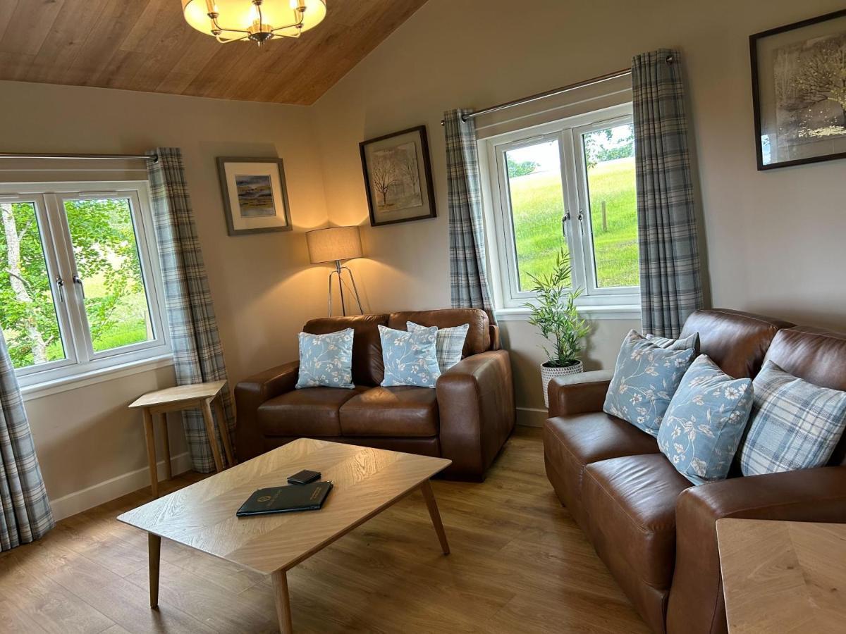 Chalet Breckland 3 With Hot Tub *