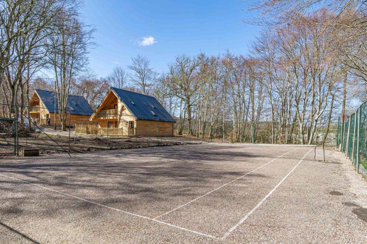Chalet Breckland 3 With Hot Tub